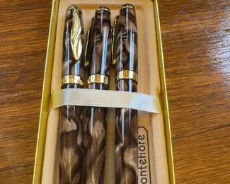 Montefiore Pen Set