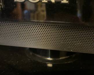 Sony Bravia 52” 120Hz 1080p full HD LCD TV (KDL-52VL150) 48.5” x 33.5”