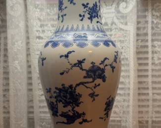 Blue and White Chrysanthemum Porcelain Lamp