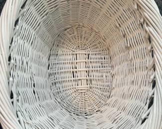 Wicker Basket (25 x 18”)