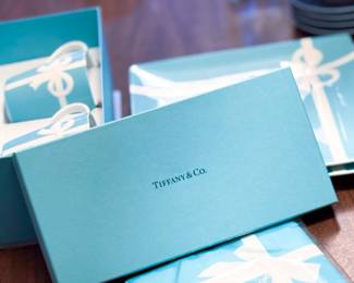 Tiffany & Co. Blue Box White Ribbon Porcelain Square Plates (2), Mugs with box (2) and matching napkins set