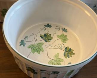Ceramic Baking Dish with Ivy Design From Herend Village Pottery (8”) - price per item