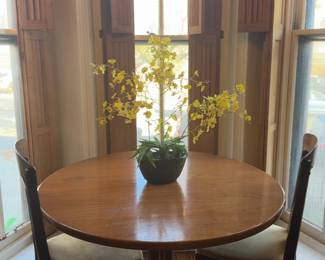 Round Wooden Table (47 x 28”)