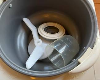 Zojirushi BS-EB10 Automatic Mochi Maker