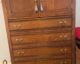 Antique Oak Chest (59 x 35 x 17”)