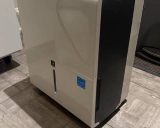 Westpointe 45-Pint Dehumidifer (MDCDP-45AEN1-BA9)