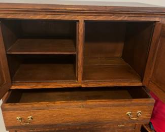 Antique Oak Chest (59 x 35 x 17”)