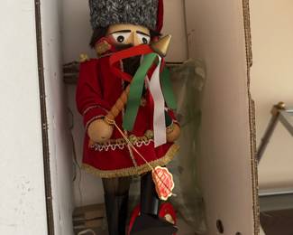 Large Steinbach Nutcracker