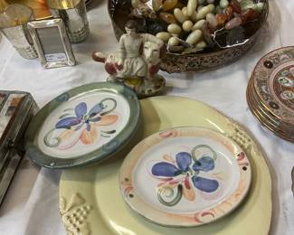 Aren't these fabulous plates?!