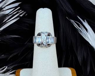 Sterling Silver Crossover Ring CZ 4.21 Grams