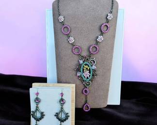 Filigree Intricate Flower Necklace Earring Set