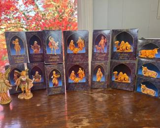 Fontanini Heirloom Nativity Set