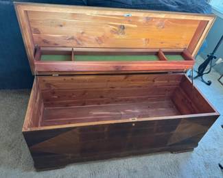 Lane Cedar Chest