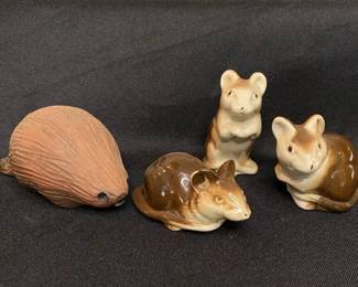Poole England Mouse Figurines Unmarked Beaver