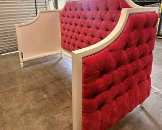 Twin Size Pink Tufted Daybed, Barbie 