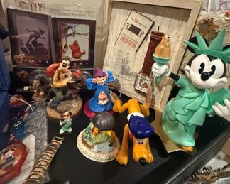 Lady & The Tramp Limited Edition Watch, Anri, Pinocchio, Pluto, Mcdonalds Toys, Disney Showcase, Coins Olszewski 