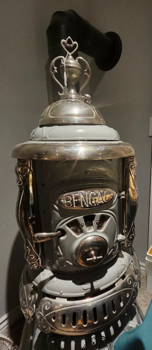 BEAUTIFUL wood burning stove