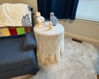 . . . lamp table with cats