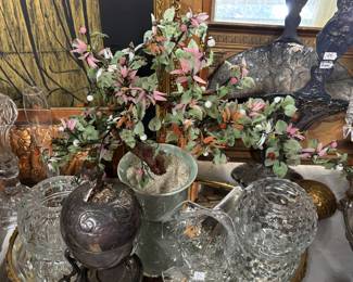 Hardstone bonsai tree sculpture