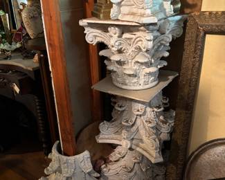 Corinthian style column capitals