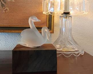 Lalique Swan