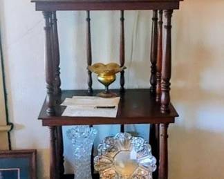Antique English mahogany Sheraton library stand/etagere on Rollers  Circa 1860-1890.
