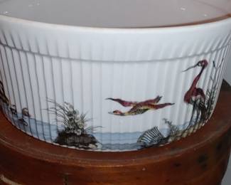 Metropolitan Museum of Art Ridged Bowl 8 3/4" Lourioux le Faune Made In France