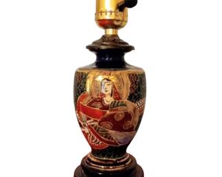 Satsuma Japanese lamp geisha girl