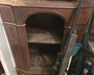 Old radio cabinet nothing inside