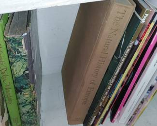 Book the natural history of Europe
World Encyclopedia for animals
A majestic Rocky Mountains