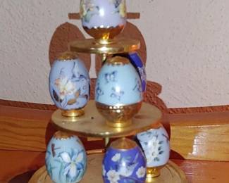 House Of Faberge Franklin Mint Sapphire Garden w/all 8 Eggs 