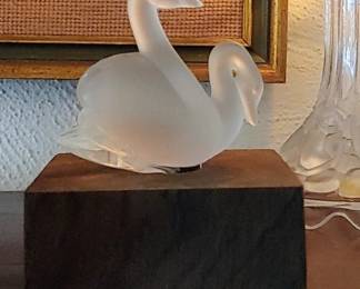 Lalique Swans seal in wooden holder