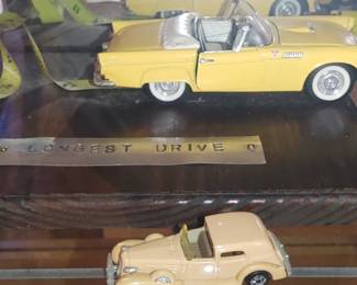  1955 Ford Thunderbird SS 7714 Yellow 1:24 Scale Car Die-Cast the longest ride 
