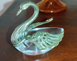 Crystal swan salt well movable brass wings