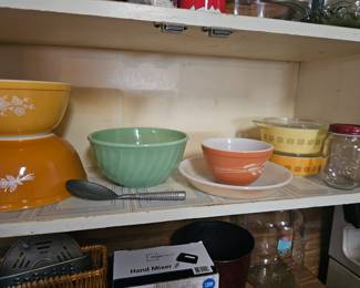 vintage kitchen collectibles 