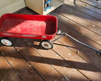 Little while red wagon 