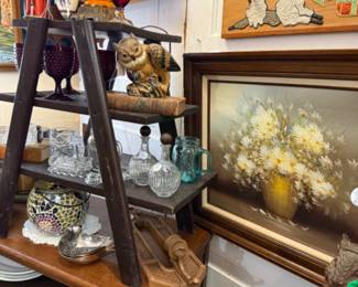 floral art, vintage owl, red glassware