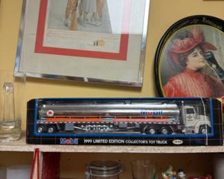 199 Limited Edition Collector Mobil Truck 