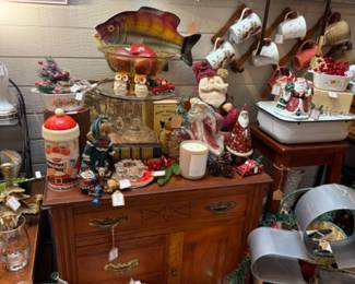 lots of vintage Christmas 