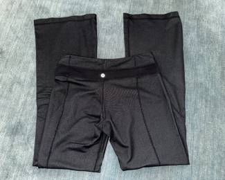 Lululemon Groove yoga pants