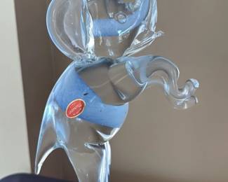 Murano Glass Blue Swirl Elephant Figurine 70 hero