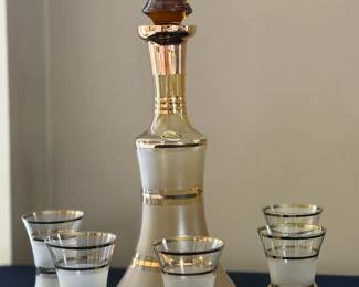 Bohemian Crystal Decanter and 5 Glasses Set 87 hero