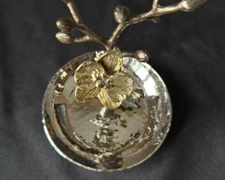 Michael Aram Gold Orchid Ring Catch 25 hero