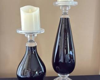 Set of Two Dark Blue Glass Candlestick Holders with LED Candles 49 hero