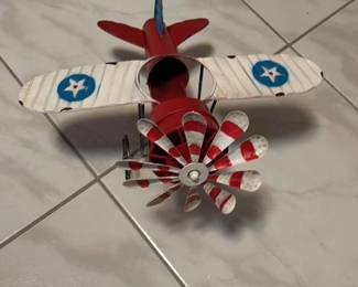 Vintage Style Biplane Garden Decor 72 hero