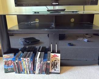 Modern Media Console 128 hero