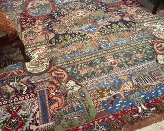 Wonderful old rug 
Animal motif 
A lot of knots per square inch 