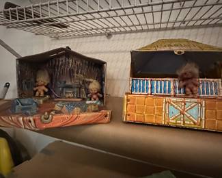 70’s troll buildings and 3 trolls