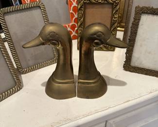 A lot of brass MCM animals around 