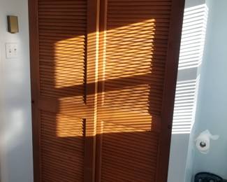 Louvered closet doors